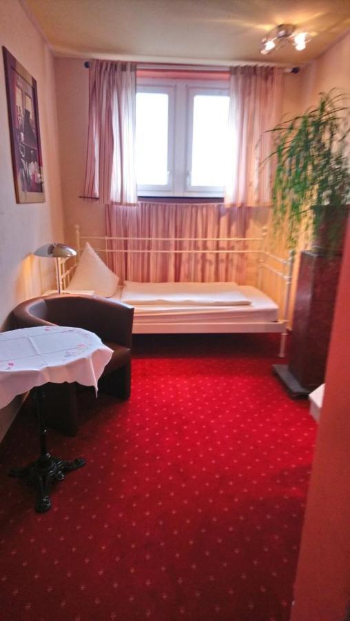 Gasthaus Und Hotel An Der Kost Hattingen Εξωτερικό φωτογραφία